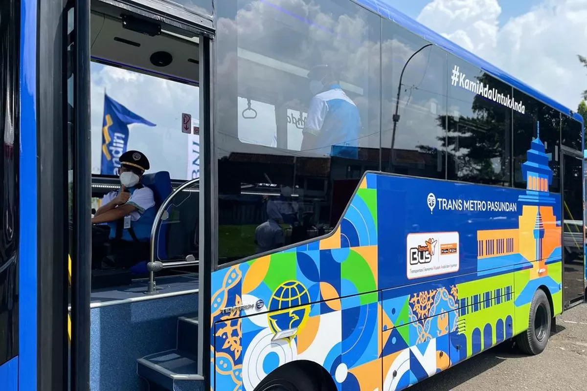 bangun-transportasi-massal-solusi-atasi-kemacetan-di-kota-bandung