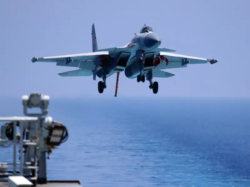 jepang-protes-jet-tempur-j-15-tiongkok-arahkan-radar-ke-pesawatnya