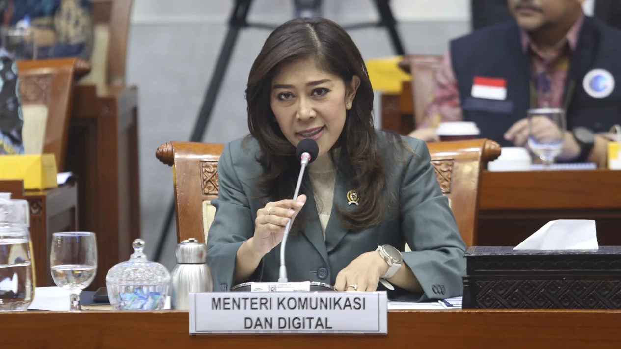menkomdigi-ruang-siber-jadi-medan-baru-pertahanan-nasional