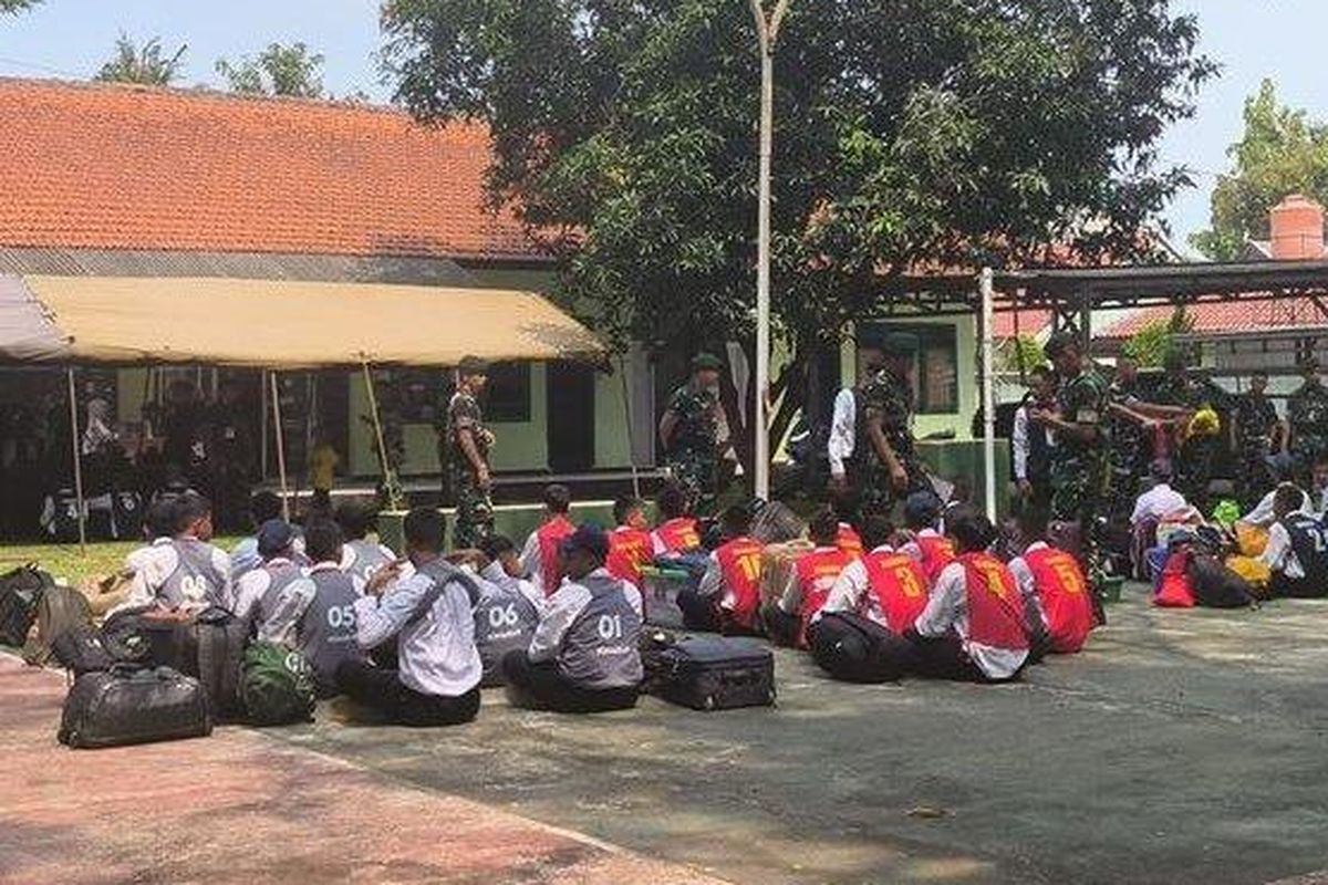 39-siswa-nakal-di-purwakarta-dikirim-ke-barak-tni-1-orang-kabur