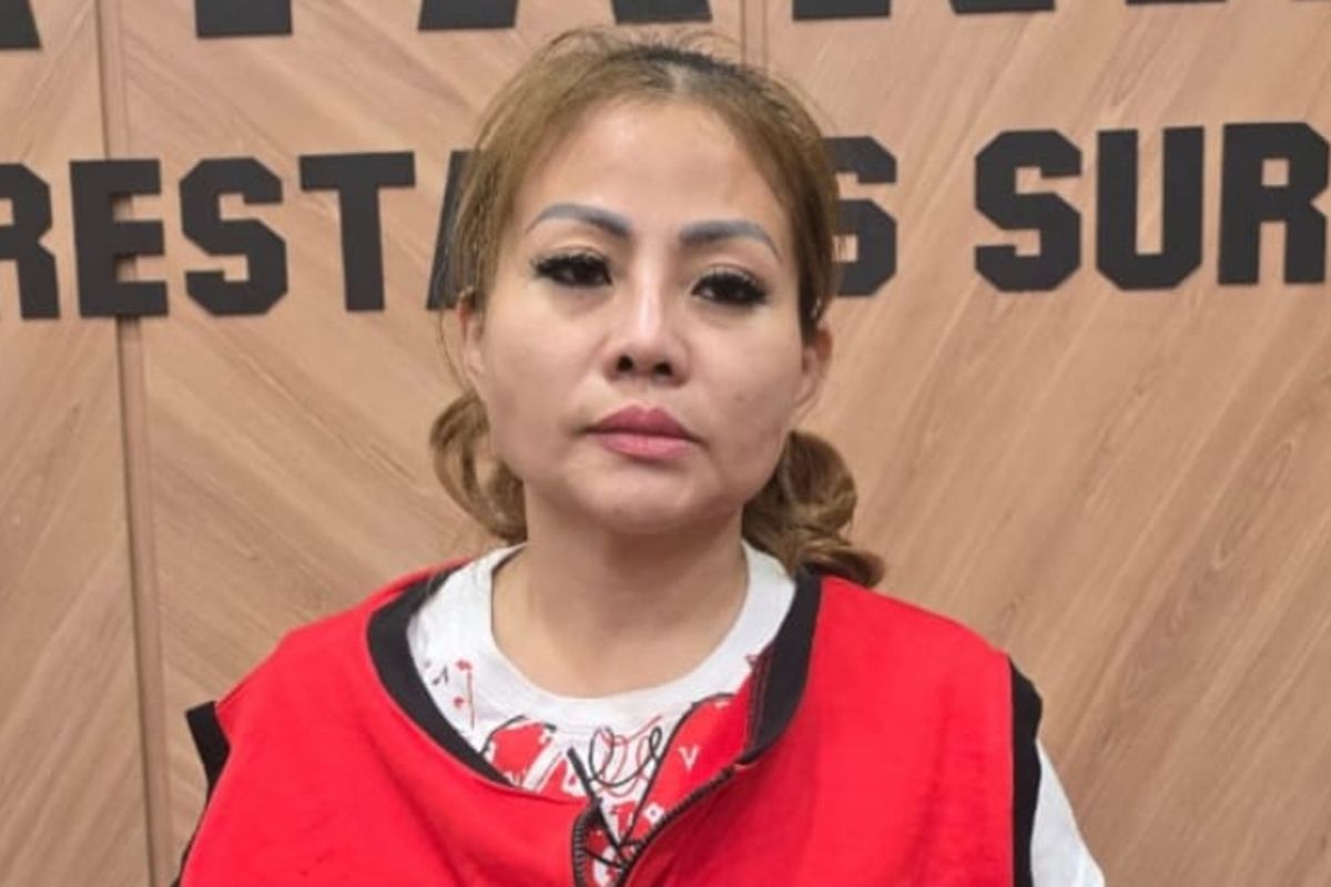 pengusaha-surabaya-diana-ditahan-atas-kasus-penggelapan-108-ijazah