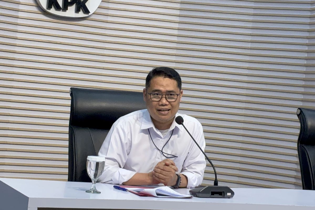 kpk-sebut-400-travel-haji-terlibat-dalam-kasus-kuota-haji-tambahan