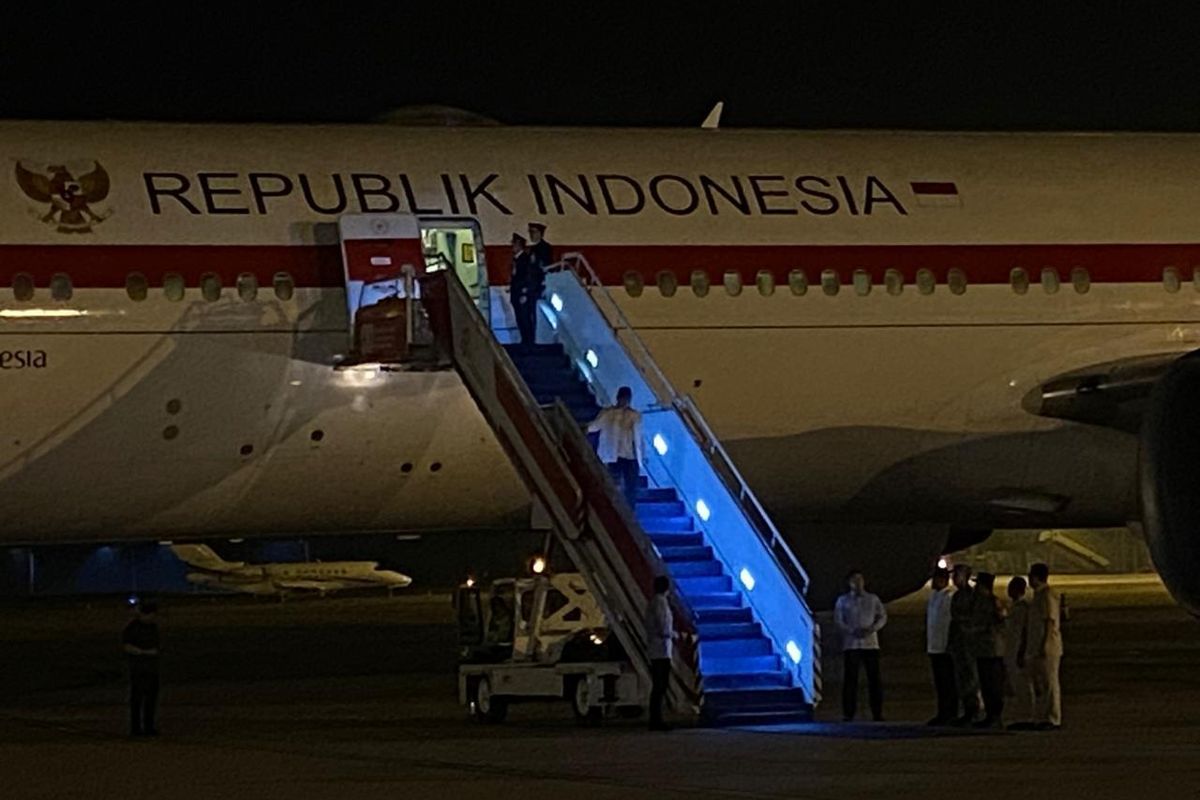 prabowo-tiba-di-medan-usai-lawatan-pakistan-rusia-pantau-bencana
