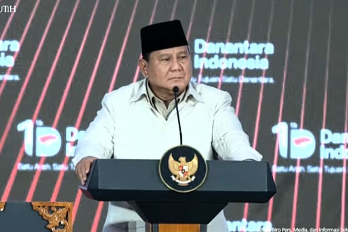 prabowo-targetkan-pembangunan-plts-100-gw-untuk-swasembada-energi