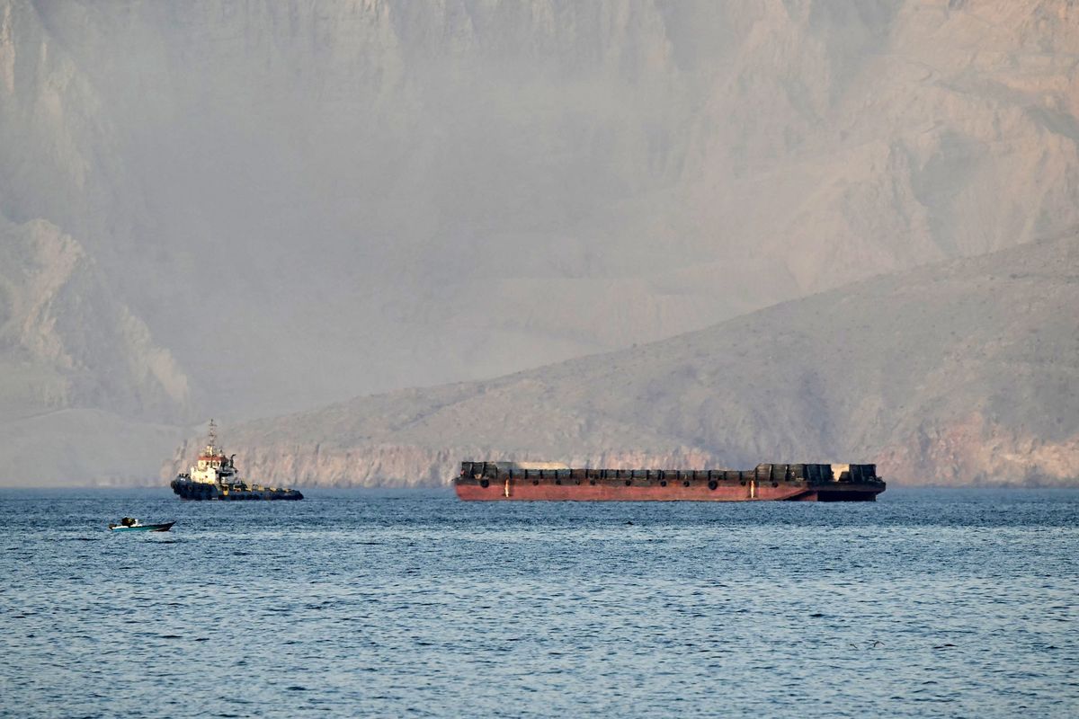 iran-sebut-3468-tewas-selat-hormuz-kembali-ditutup