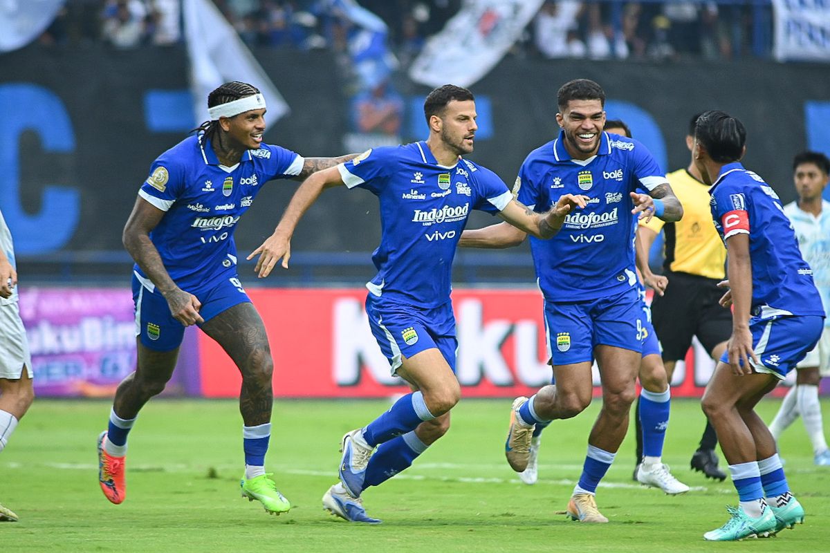 Persib Kalahkan PSIM 1-0, Maung Bandung Kokoh di Puncak Klasemen