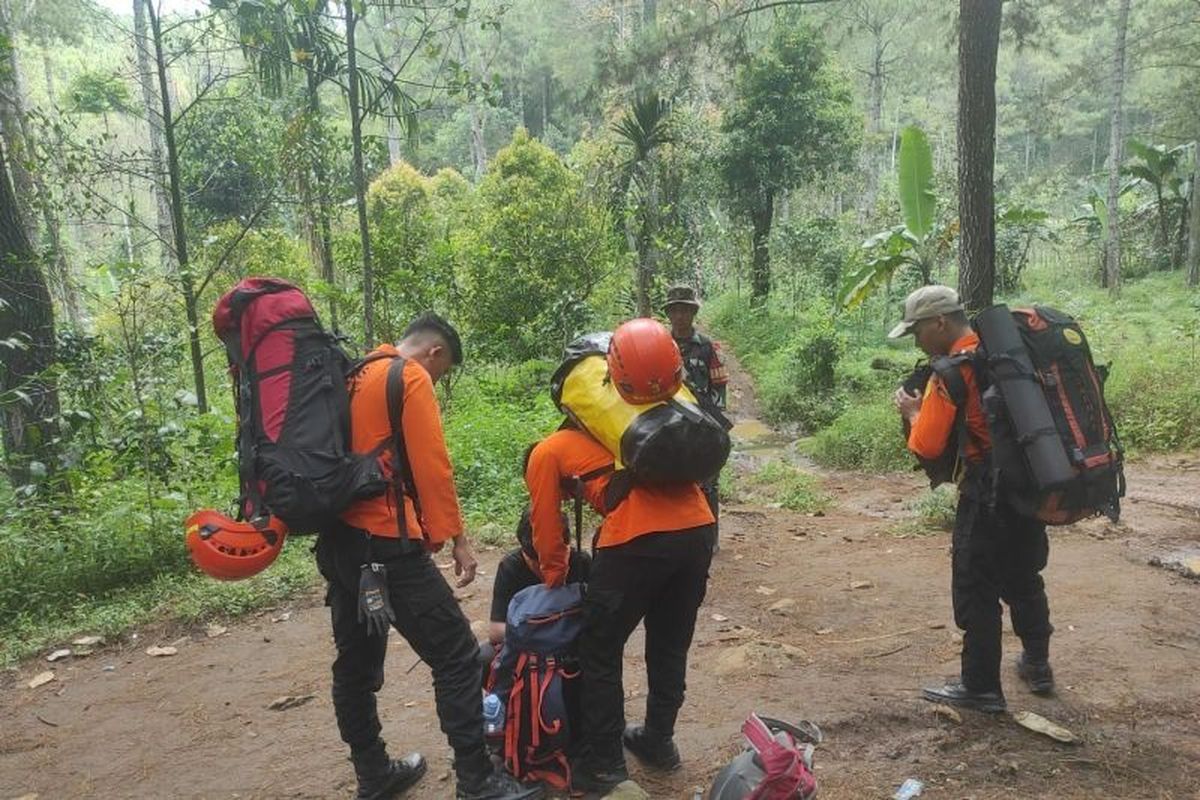 mahasiswa-itb-hilang-di-gunung-puntang-ditemukan-selamat