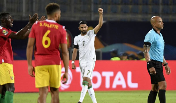 terlihat-mulus-mahrez-sebut-kalahkan-guinea-tidak-mudah