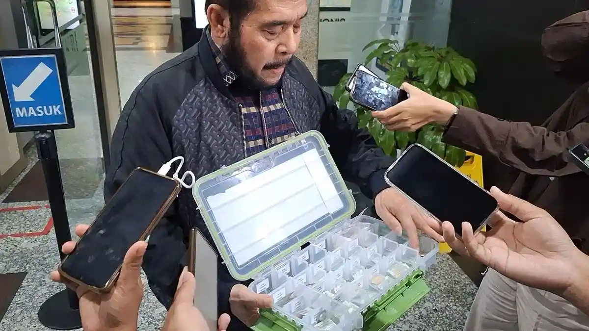 anwar-usman-klarifikasi-sering-absen-sidang-sebab-sakit-pascaterjatuh