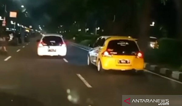 viral-balap-mobil-liar-di-kawasan-senayan-ini-kata-polisi