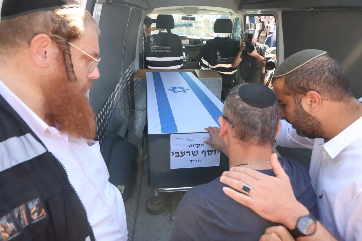 icrc-kembalikan-jenazah-sandera-ke-israel