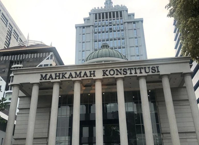 mk-tolak-gugatan-terkait-ekstradisi