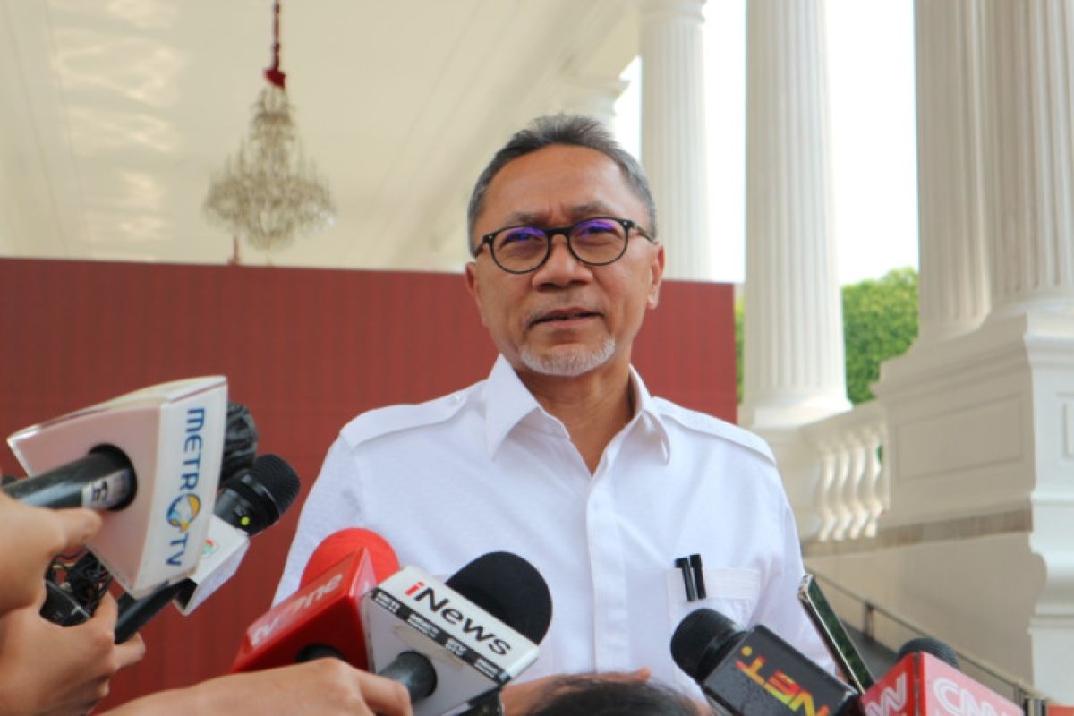 zulhas-sebut-kopdes-merah-putih-perkuat-fondasi-ekonomi-kerakyatan