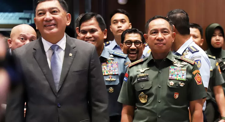 menhan-tanggapi-usulan-pemakzulan-gibran-sebagai-wapres