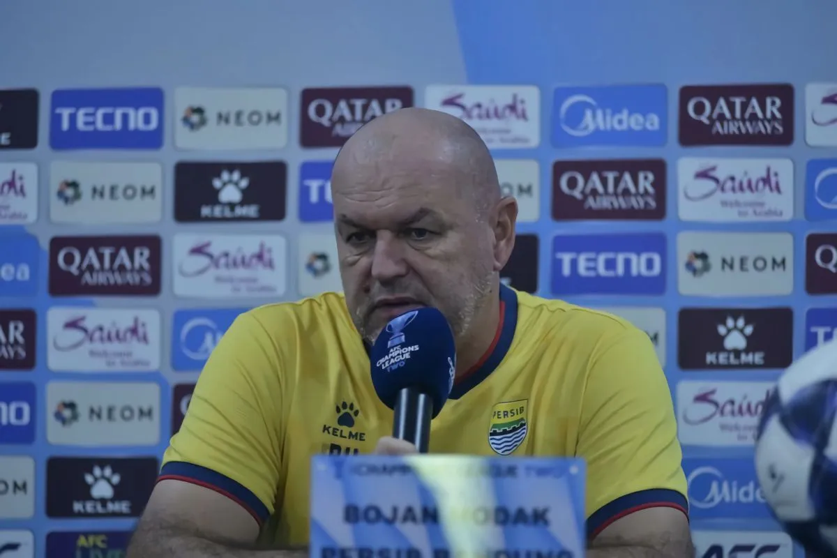 persib-siap-hadapi-bangkok-united-bojan-hodak-tak-mau-remehkan-lawan