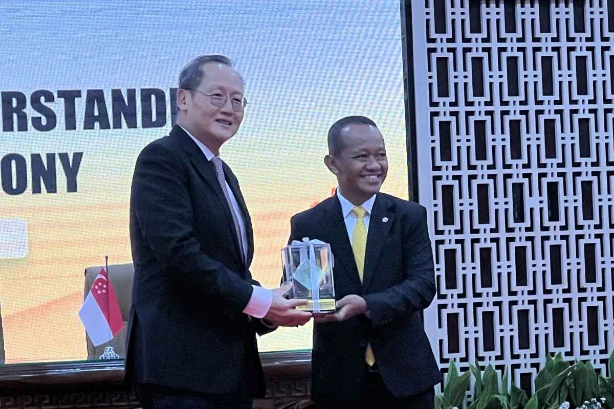 ri-singapura-investasi-untuk-proyek-energi-hijau-lebih-dari-rp-1627-t