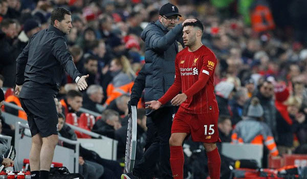 klopp-jelaskan-aksi-emosional-oxlade-chamberlain-saat-lawan-mu