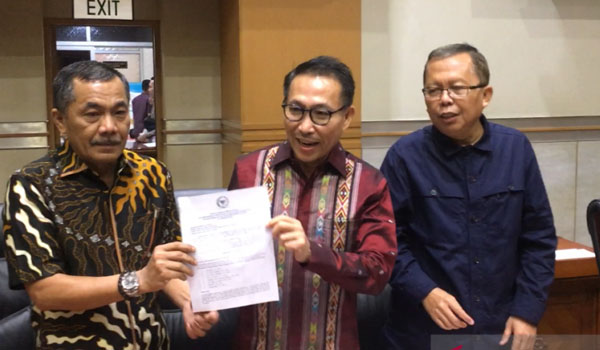 dpr-ri-setujui-8-nama-ini-jadi-hakim-agung-dan-hakim-ad-hoc-ma