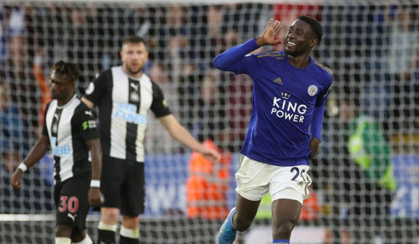 leicester-bombardir-10-pemain-newcastle-5-0