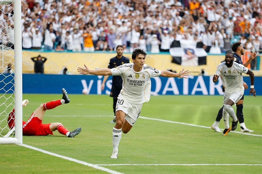 real-madrid-lolos-ke-perempatfinal-usai-unggul-1-0-atas-juventus