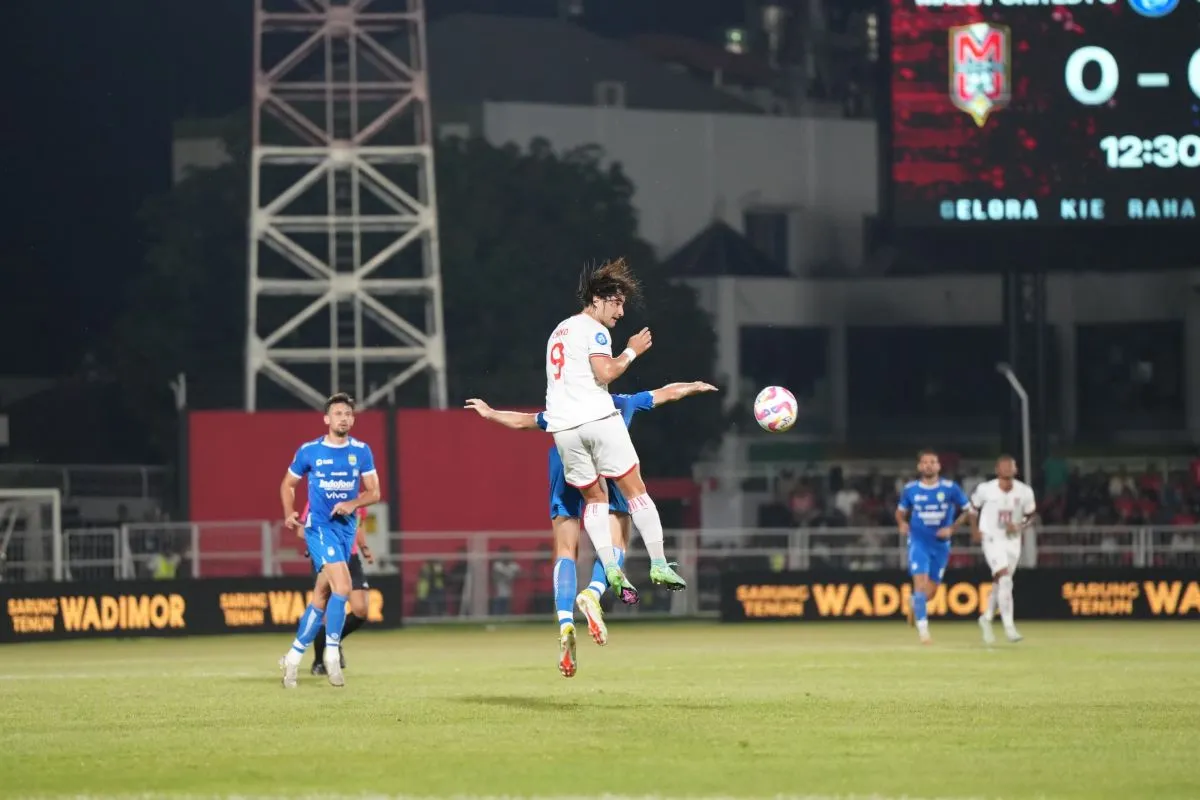 bojan-hodak-soroti-konsentrasi-pemain-usai-persib-kalah-dari-malut