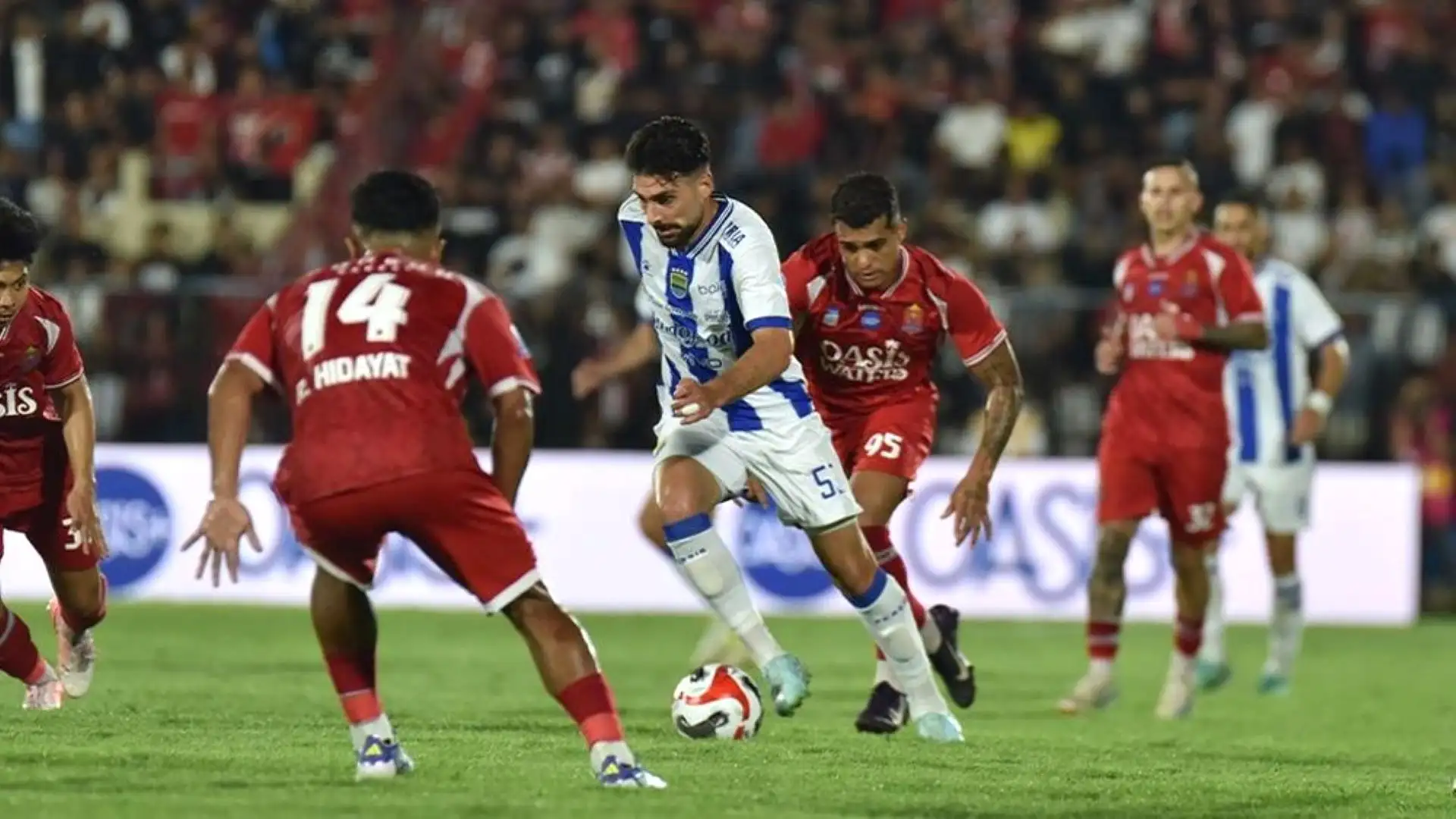 persib-dipermalukan-di-kandang-persijap-jepara-skor-2-1