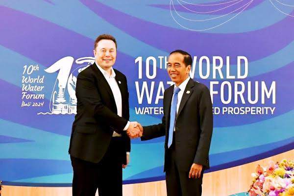 presiden-jokowi-bertemu-elon-musk-di-wff-bahas-transformasi-digital