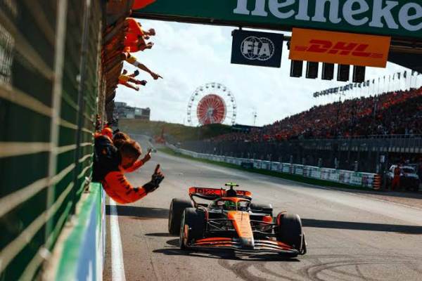 norris-sukses-kalahkan-verstappen-di-gp-belanda-dengan-gap-20-detik