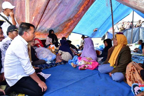 bey-minta-pemkab-bandung-gunakan-dana-btt-akibat-gempa