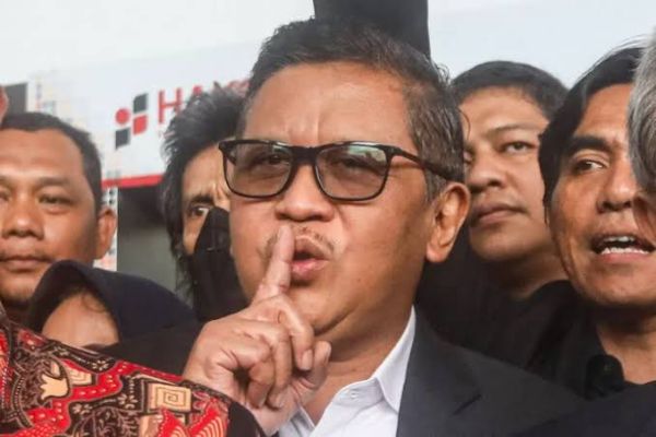 kuasa-hukum-hasto-minta-kpk-berikan-bukti-baru