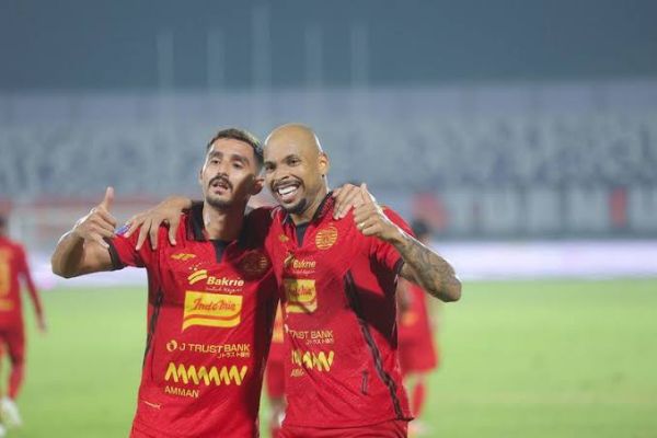 baru-main-36-menit-persija-dapatkan-dua-kartu-merah-kontra-arema-fc