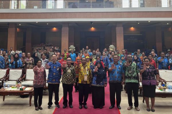 jelang-peluncuran-kopdes-merah-putih-menaker-sdm-sudah-siap