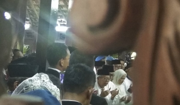 maruf-amin-pimpin-salat-jenazah-ani-yudhoyono