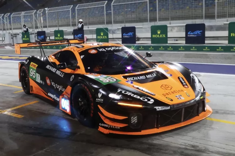 sean-gelael-akhiri-musim-wec-2025-dengan-poin-di-bahrain