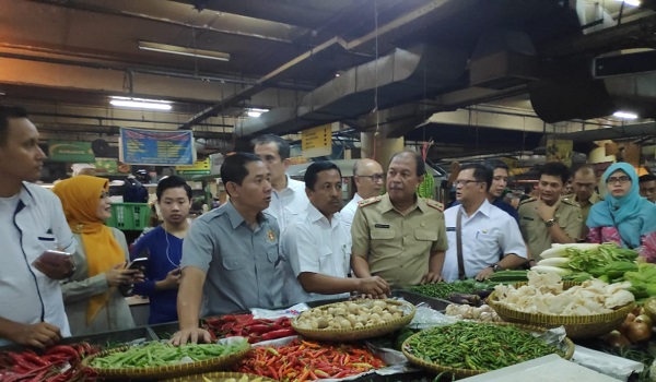 jelang-ramadan-harga-bawang-di-pasar-bandung-mulai-merangkak-naik