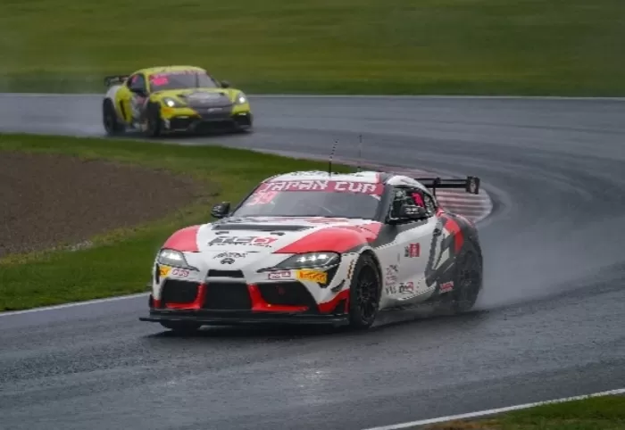 toyota-gazoo-racing-indonesia-menang-di-gt4-japan-cup-2025