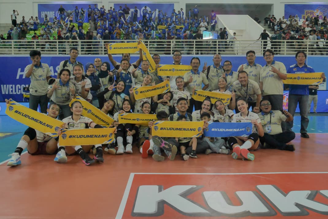 bandung-bjb-tandamata-kalahkan-falcons-3-0-siap-hadapi-electric