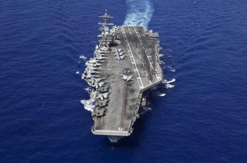 irgc-luncurkan-rudal-ke-kapal-induk-as-uss-abraham-lincoln