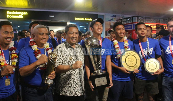 ada-peran-bobotoh-di-balik-sukses-diklat-persib-borong-gelar-juara