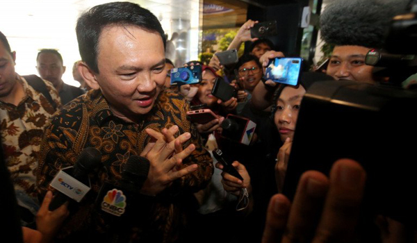 ahok-nyatakan-siap-bantu-direksi-pertamina