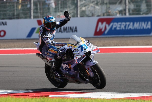 alex-marquez-tak-senang-meski-podium-di-mandalika-kakak-saya-cedera