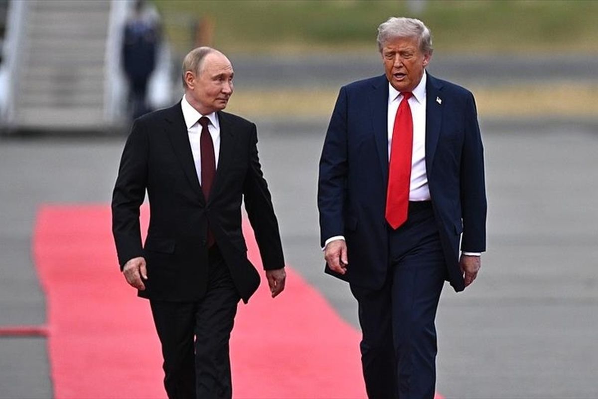 vladimir-putin-dan-donald-trump-teleponan-90-menit-bahas-iran-dan-ukra