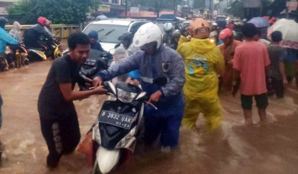 30-jalan-di-jakarta-timur-terendam-banjir