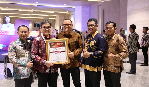 bank-bjb-raih-platinum-award-indonesia-corporate-secretary-award