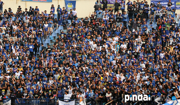 beragam-ungkapan-kebahagiaan-bobotoh-sambut-kemenangan-persib