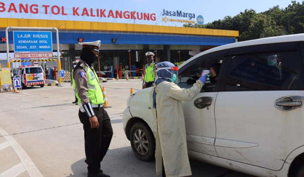 10-ribu-polisi-dikerahkan-untuk-sekat-pemudik-di-perbatasan-jateng