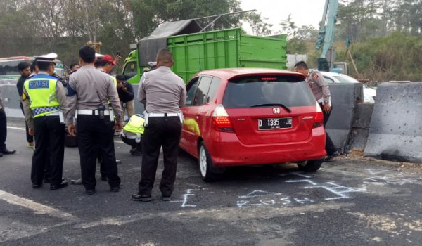 polisi-ada-campur-tangan-perusahaan-dalam-laka-maut-cipularang