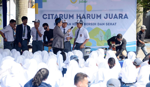 diskominfo-jabar-sosialisasikan-program-citarum-harum