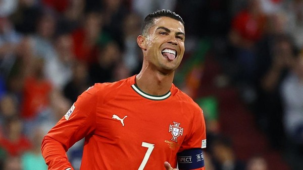 cristiano-ronaldo-pastikan-tak-akan-bermain-di-piala-dunia-antarklub