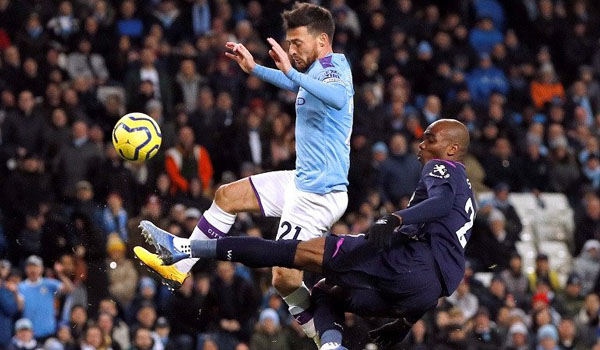 guardiola-cemas-soal-cedera-david-silva